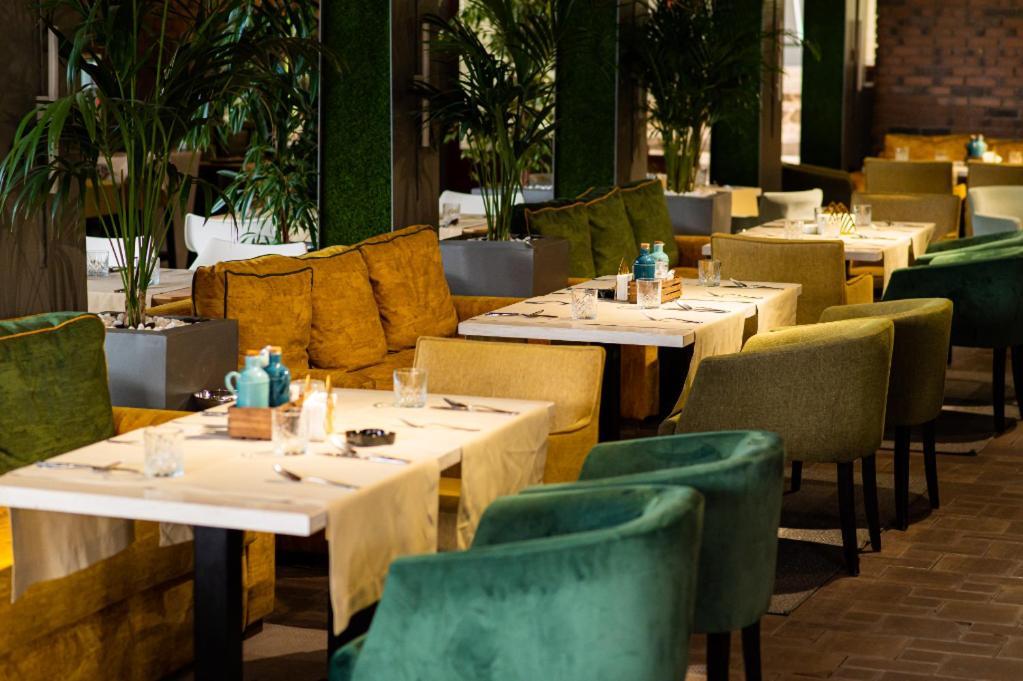 Zalău Hotel Brilliant Meses מראה חיצוני תמונה