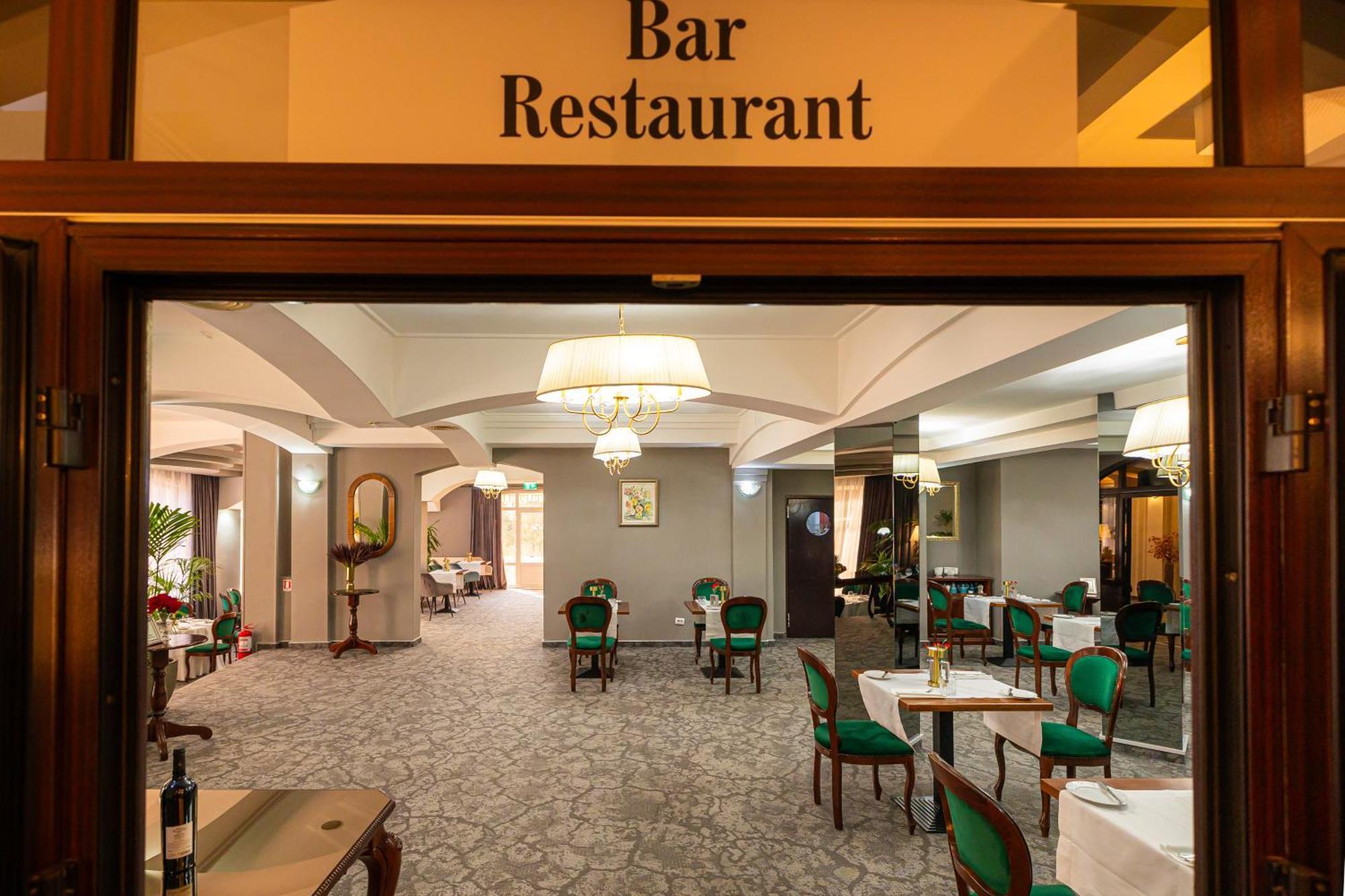 Zalău Hotel Brilliant Meses מראה חיצוני תמונה