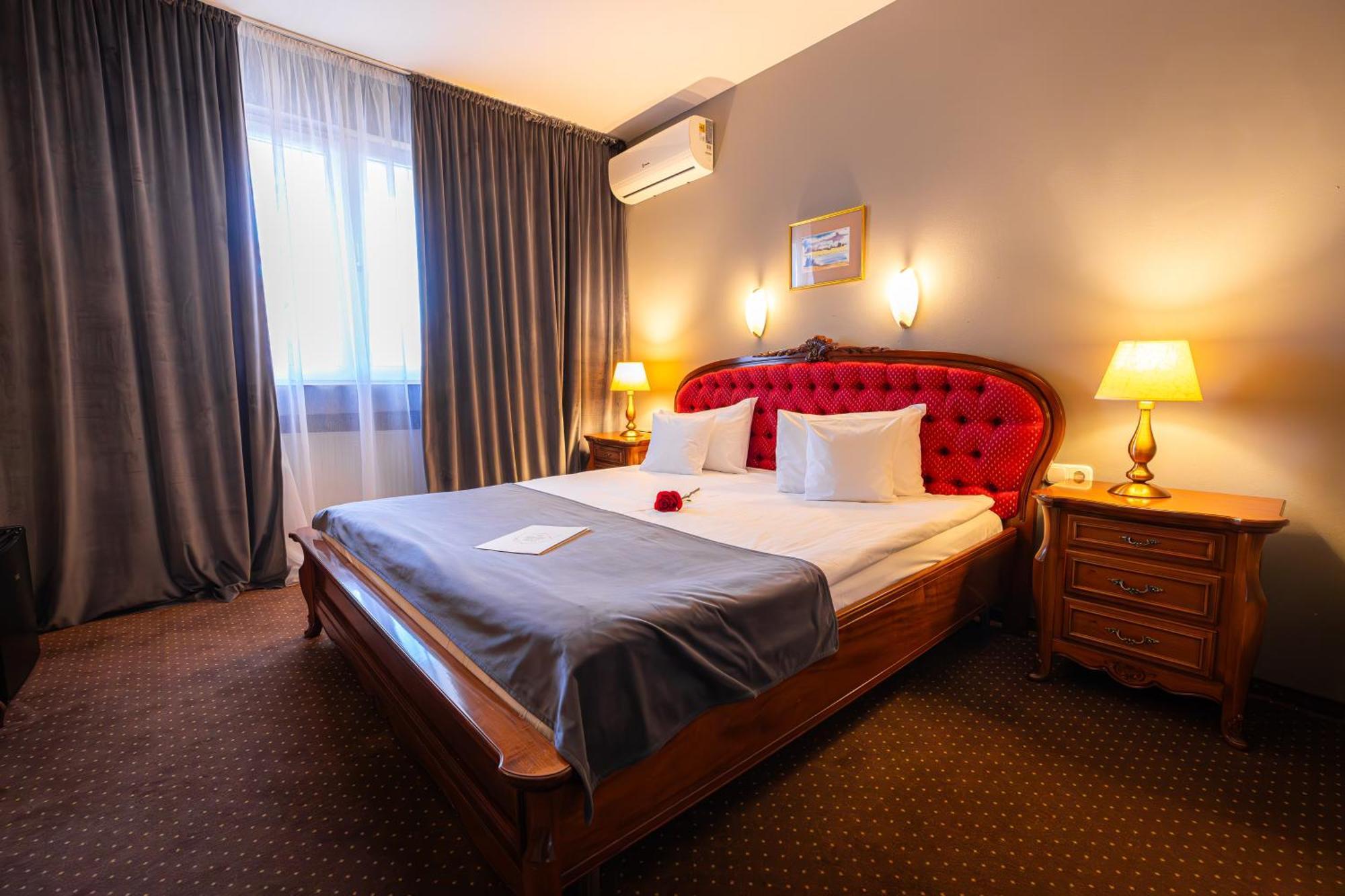 Zalău Hotel Brilliant Meses מראה חיצוני תמונה