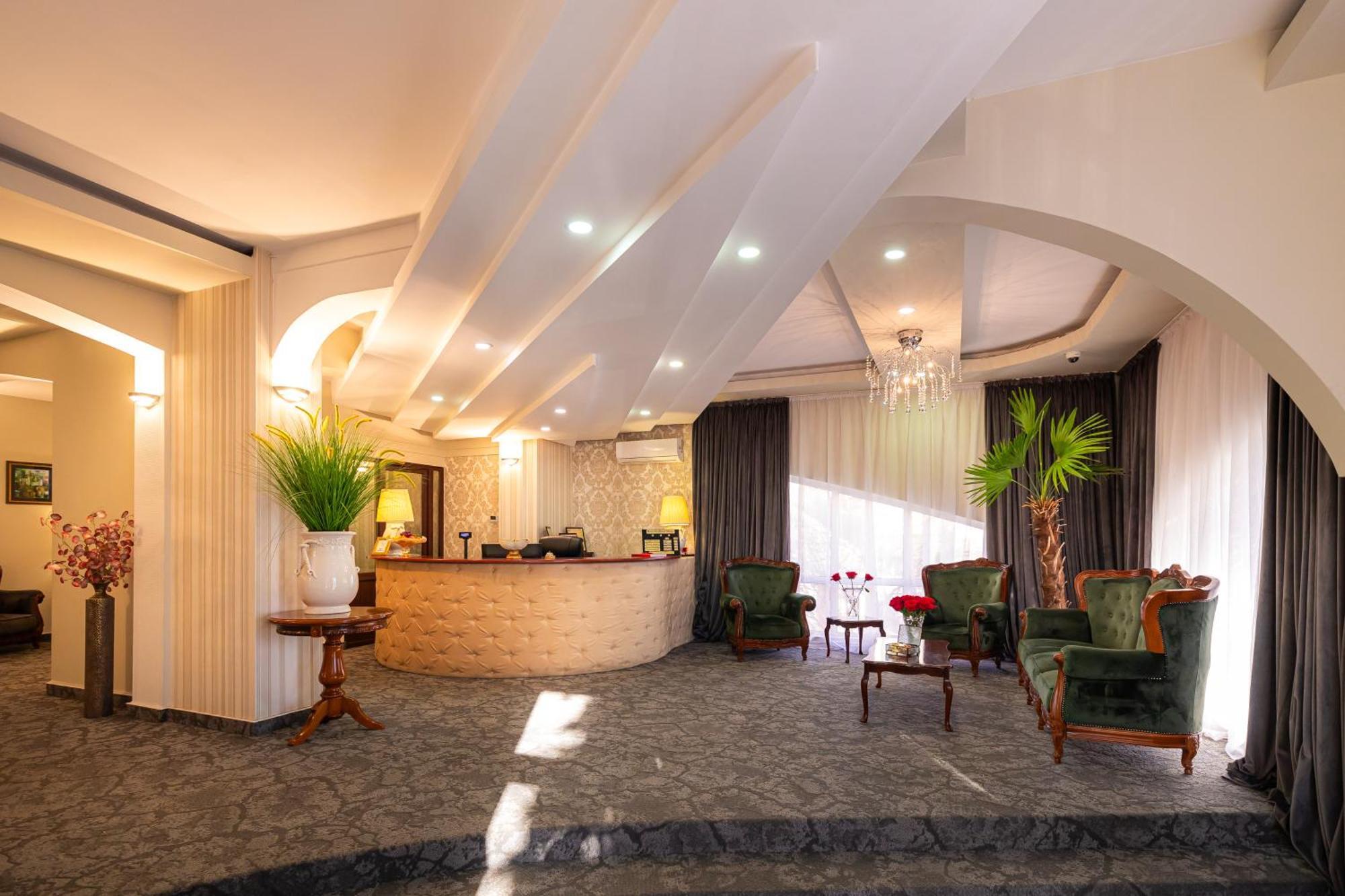Zalău Hotel Brilliant Meses מראה חיצוני תמונה