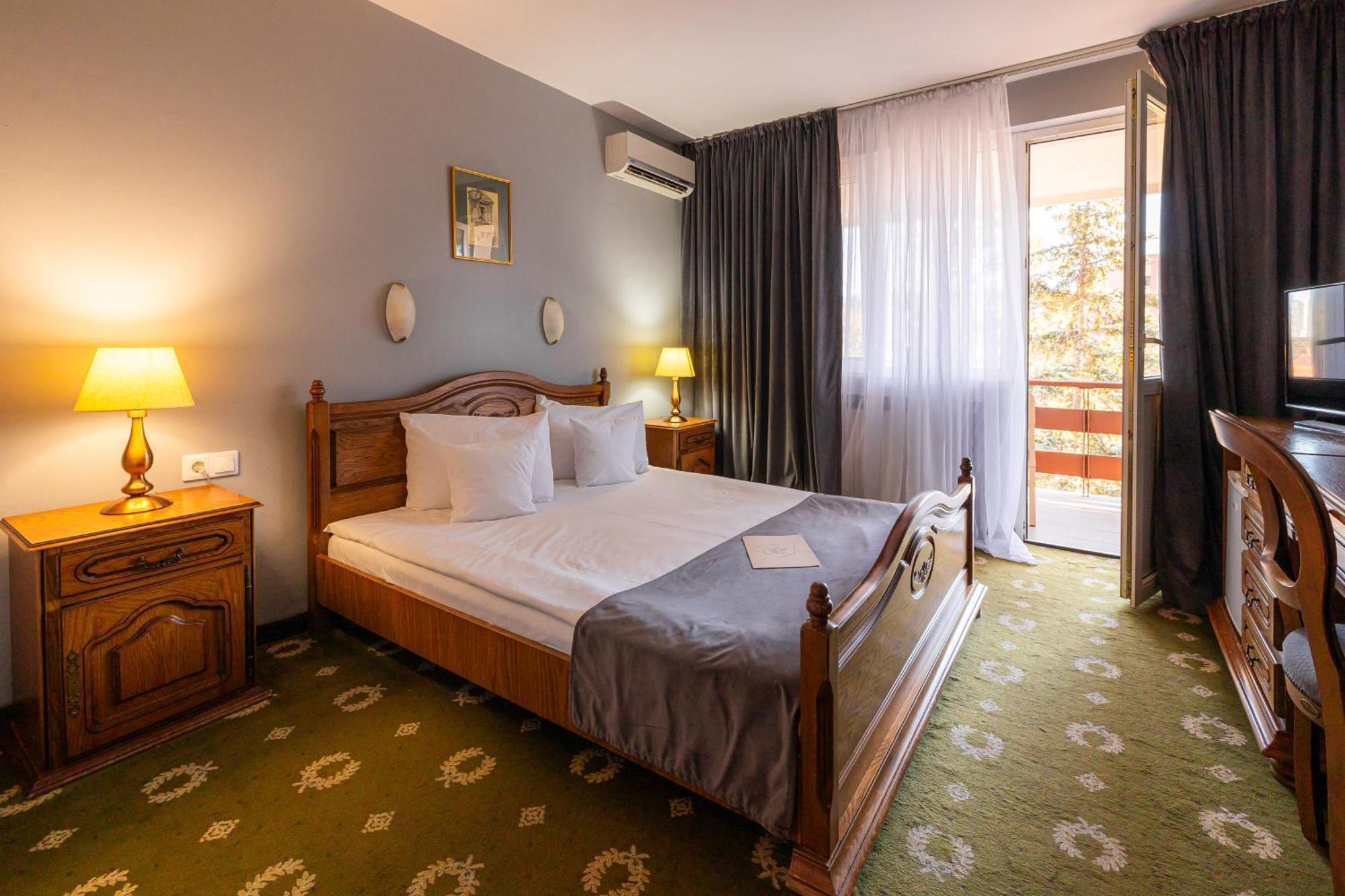 Zalău Hotel Brilliant Meses מראה חיצוני תמונה